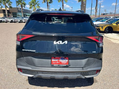 Used 2023 Kia Sportage X-Line w/ X-Line Premium Package AWD/4WD image 5