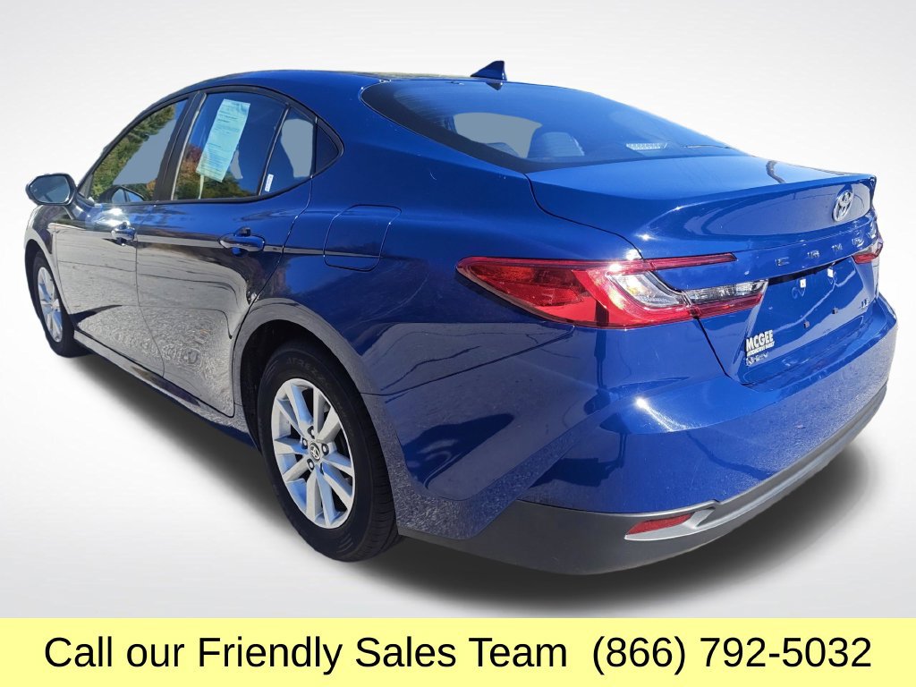 Certified 2025 Toyota Camry LE FWD image 3