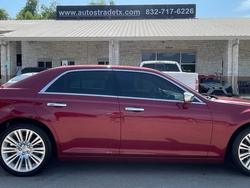 Used 2014 Chrysler 300 C w/ Beats Audio Group RWD image 5