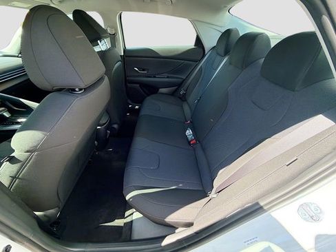 New 2026 Hyundai Elantra SE w/ Cargo Package image 22