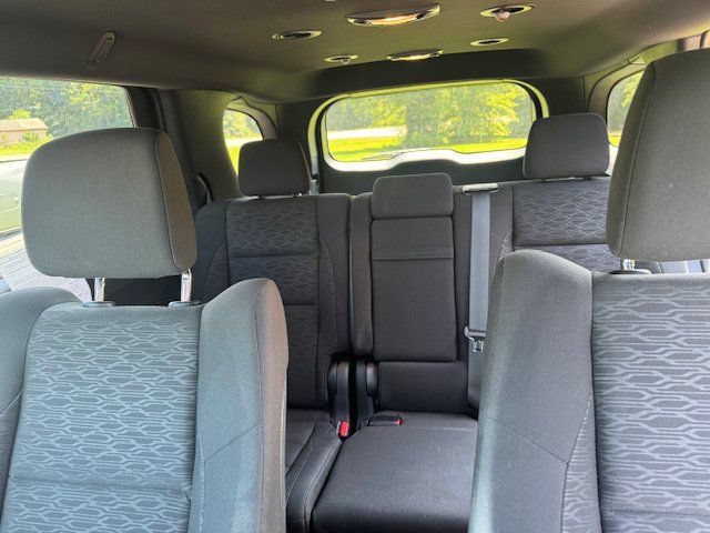 Used 2025 Dodge Durango GT w/ Blacktop Package AWD/4WD image 11