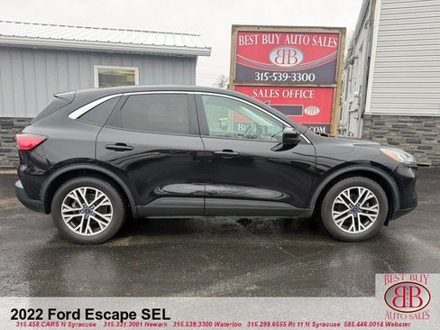 Used 2022 Ford Escape SEL FWD image 2
