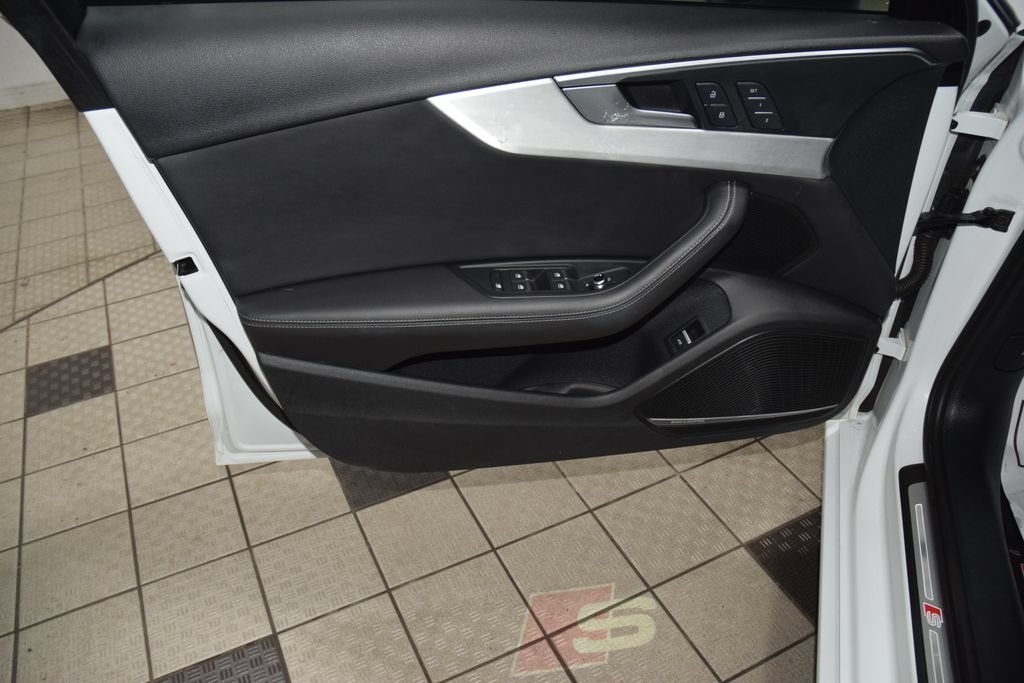 Used 2019 Audi S4 Premium Plus w/ Premium Plus Package AWD/4WD image 48