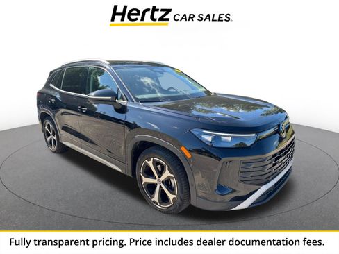 Used 2026 Volkswagen Tiguan SE FWD image 1