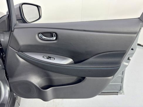Used 2019 Nissan Leaf S w/ S Charge Package image 37