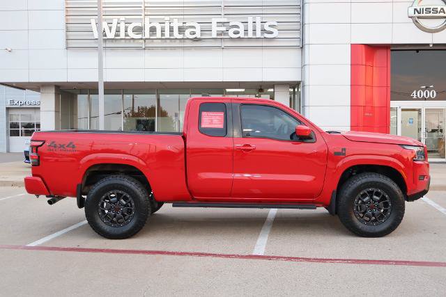 Certified 2022 Nissan Frontier SV w/ Technology Package AWD/4WD image 6
