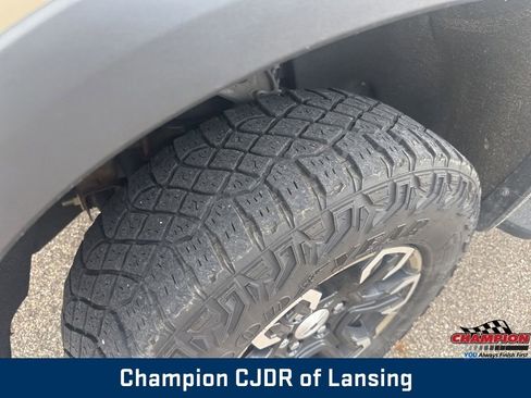 Used 2022 Chevrolet Silverado 1500 ZR2 AWD/4WD image 11