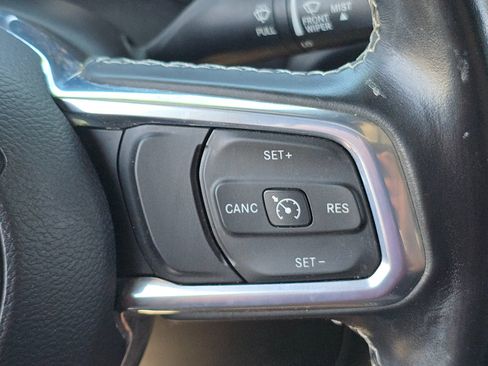 Used 2021 Jeep Gladiator Overland AWD/4WD image 21
