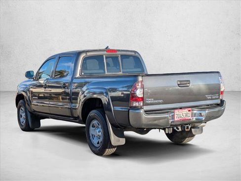 Used 2014 Toyota Tacoma PreRunner image 5