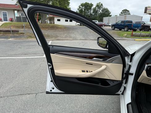 Used 2020 BMW 540i xDrive AWD/4WD image 20