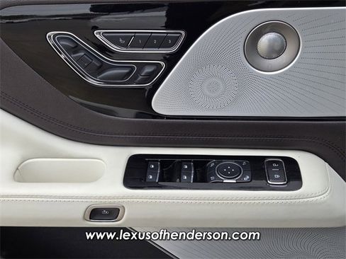 Used 2023 Lincoln Aviator Black Label w/ Jet Package image 22