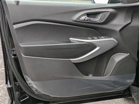 New 2026 Chevrolet Trax LS w/ LS Convenience Package image 12