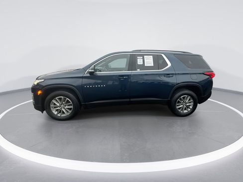 Used 2023 Chevrolet Traverse LT FWD image 5