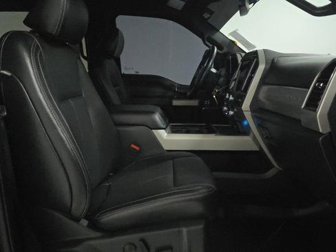 Used 2022 Ford F250 Lariat w/ Lariat Value Package image 17