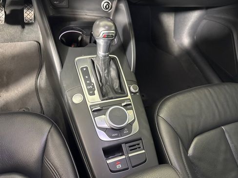Used 2018 Audi A3 2.0T Premium image 21