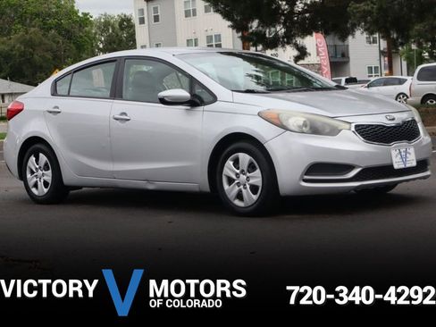 Used 2016 Kia Forte LX FWD image 1