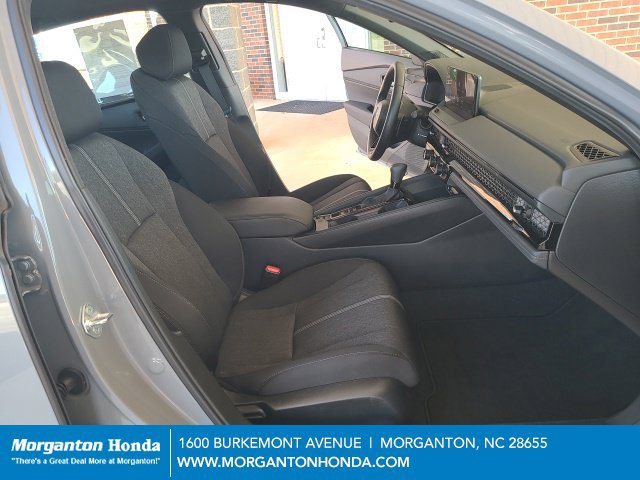 Used 2025 Honda Accord Sport image 24