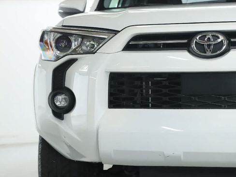 Certified 2023 Toyota 4Runner SR5 Premium w/ Moonroof Package AWD/4WD image 7