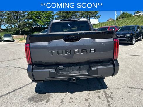 Used 2025 Toyota Tundra Platinum AWD/4WD image 6