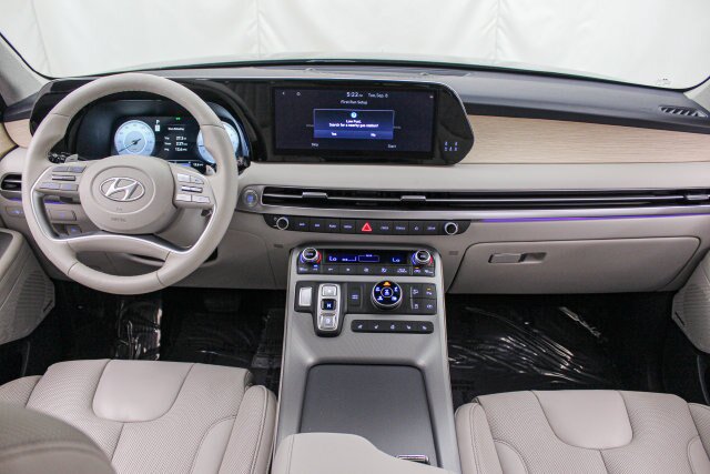 Used 2024 Hyundai Palisade Limited AWD/4WD image 20