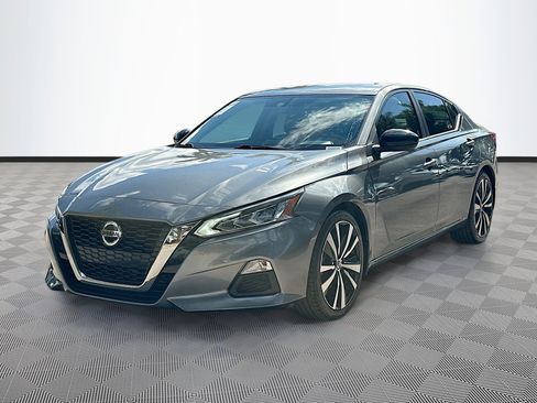 Used 2019 Nissan Altima 2.5 SR image 3