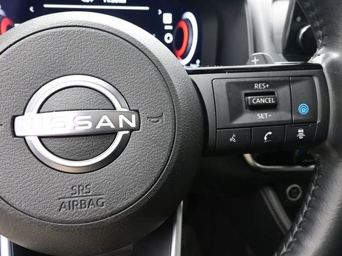 Used 2023 Nissan Rogue Platinum w/ Platinum Premium Package image 14