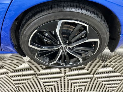 Used 2025 Nissan Altima 2.5 SR FWD image 10