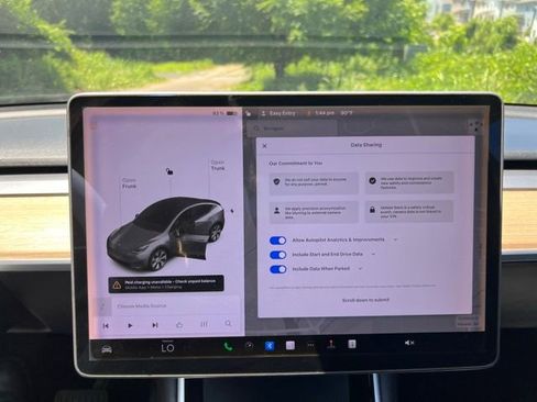 Used 2020 Tesla Model Y Long Range AWD/4WD image 13