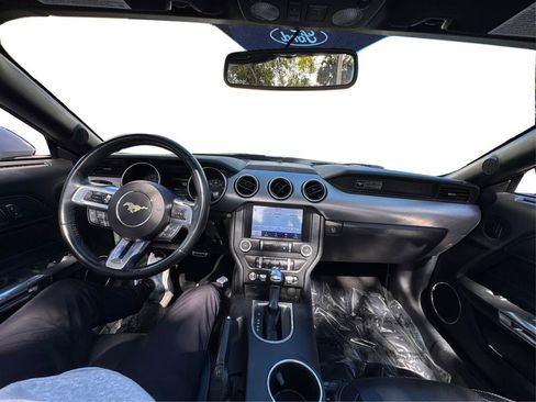 Used 2020 Ford Mustang Premium image 22