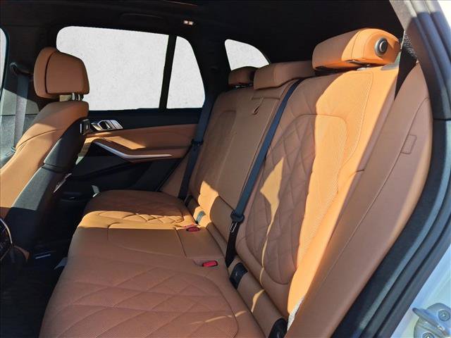 Certified 2026 BMW X5 xDrive40i w/ M Sport Package AWD/4WD image 14