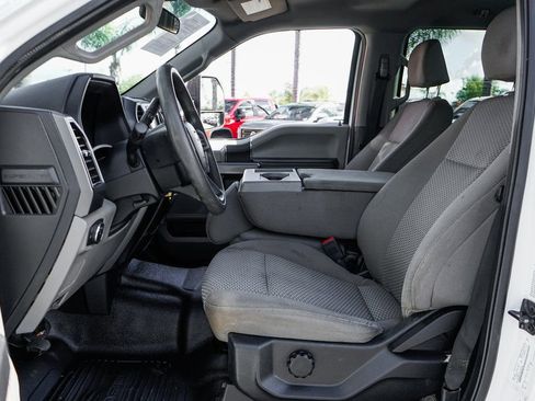 Used 2021 Ford F550 4x4 Crew Cab Super Duty image 17