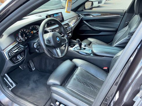 Used 2018 BMW 540i xDrive AWD/4WD image 9