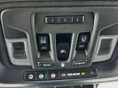 Used 2025 GMC Sierra 2500 AT4X AWD/4WD image 15