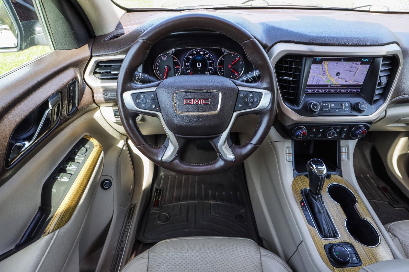 Used 2018 GMC Acadia Denali w/ Technology Package AWD/4WD image 26