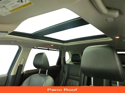 Used 2022 Nissan Rogue Platinum w/ Head-Up Display Package image 12