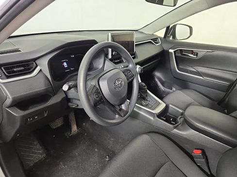 Used 2025 Toyota RAV4 XLE image 14