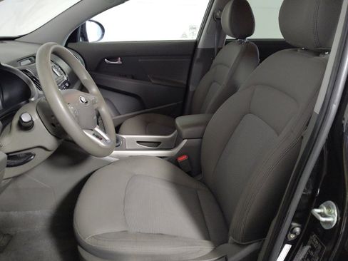 Used 2016 Kia Sportage LX FWD image 17