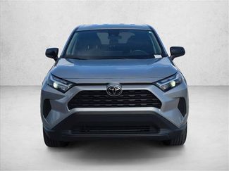 Used 2025 Toyota RAV4 LE FWD video 2