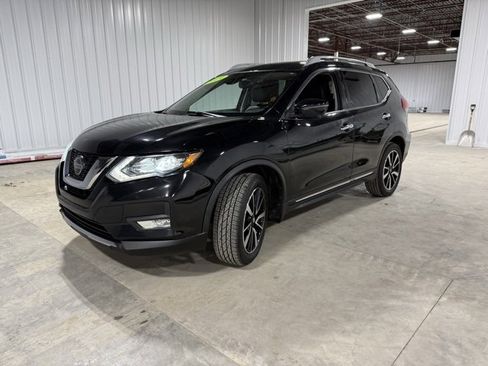Used 2019 Nissan Rogue SL image 3