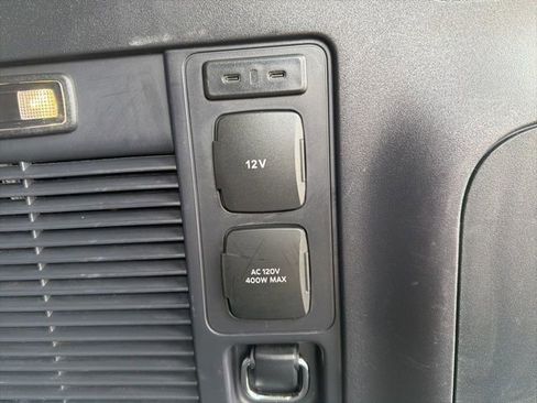 Certified 2025 Ford Expedition Platinum AWD/4WD image 15