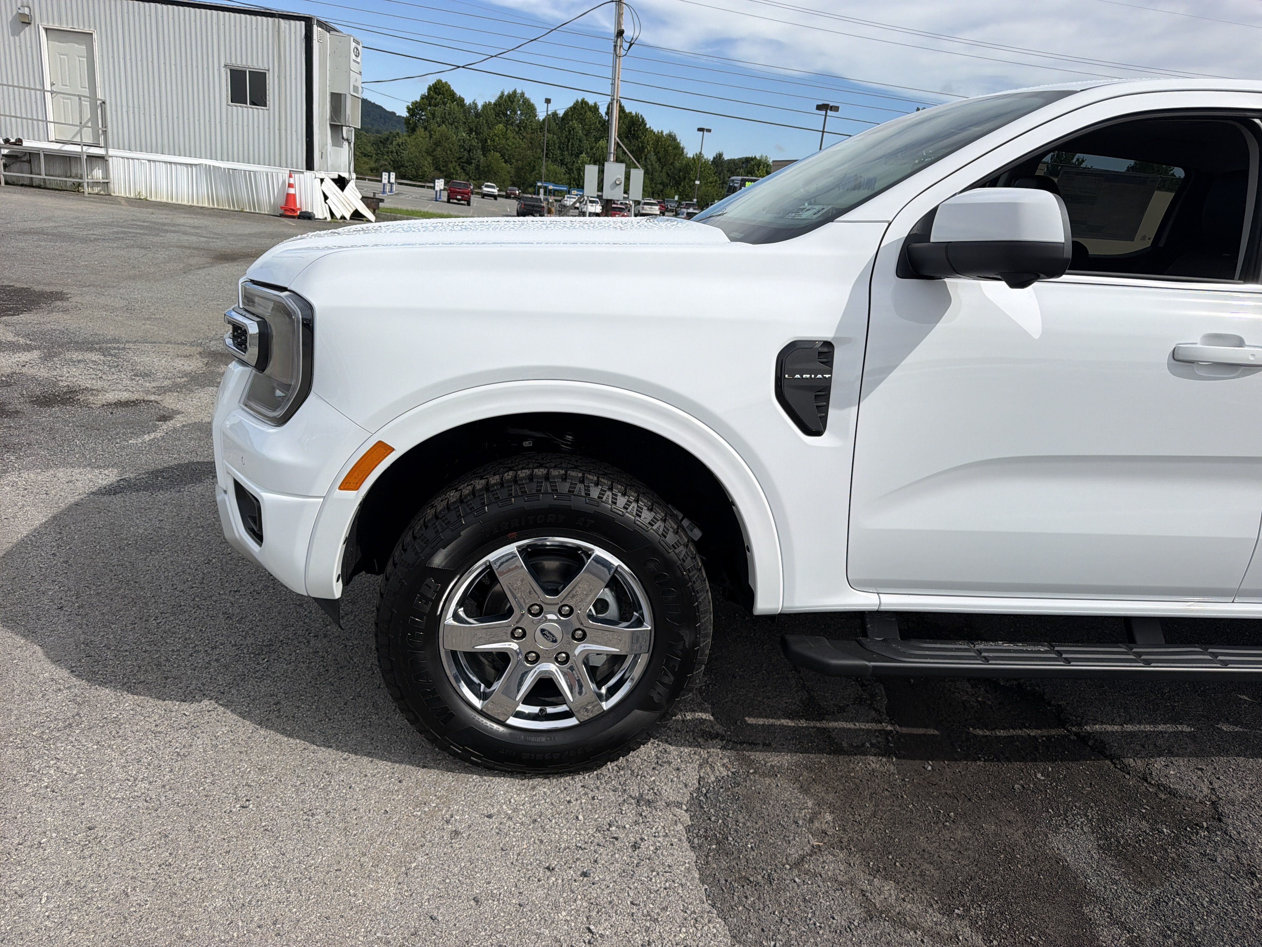 New 2026 Ford Ranger Lariat w/ Chrome Accent Package AWD/4WD image 9