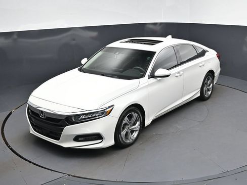 Used 2018 Honda Accord EX image 29