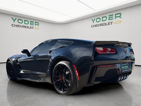 Used 2019 Chevrolet Corvette Grand Sport w/ Carbon Flash Badge Package image 9