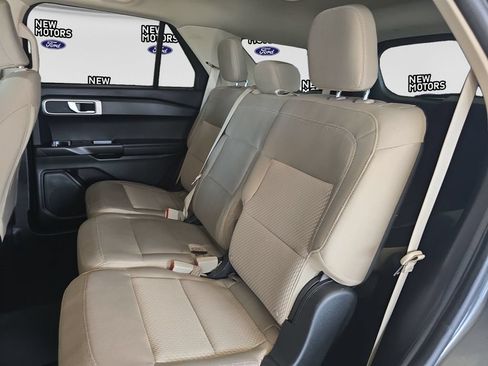 Used 2022 Ford Explorer 4WD image 13