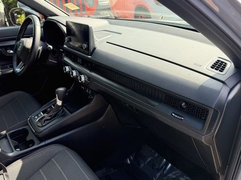 Certified 2025 Honda CR-V Sport image 19