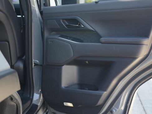 Used 2025 Lexus GX 550 AWD/4WD image 34