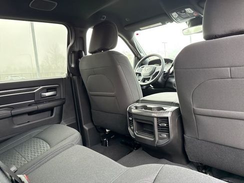 New 2026 RAM 3500 Big Horn AWD/4WD image 24