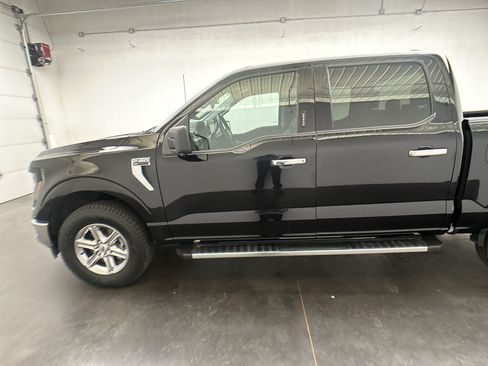 Used 2024 Ford F150 XLT AWD/4WD image 6