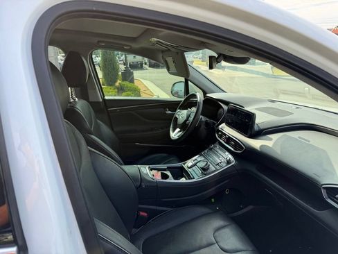 Certified 2022 Hyundai Santa Fe Limited FWD image 9