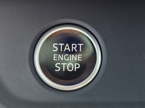 Certified 2025 Audi Q3 2.0T Premium w/ Convenience Package image 52